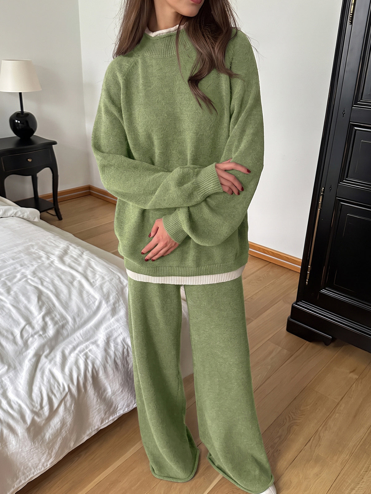 Women's Color Block Knit Sweater & Wide-Leg Pants Set – view 11