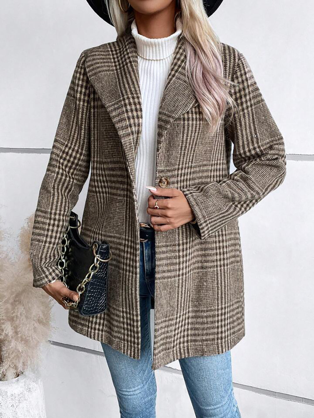 Collared Woolen Plaid Slim Fit Coat