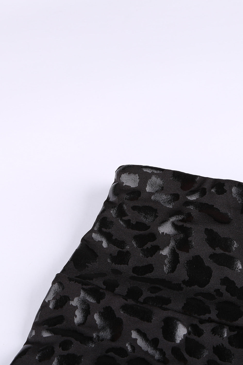 Black Shiny Leopard Casual Textured Leggings