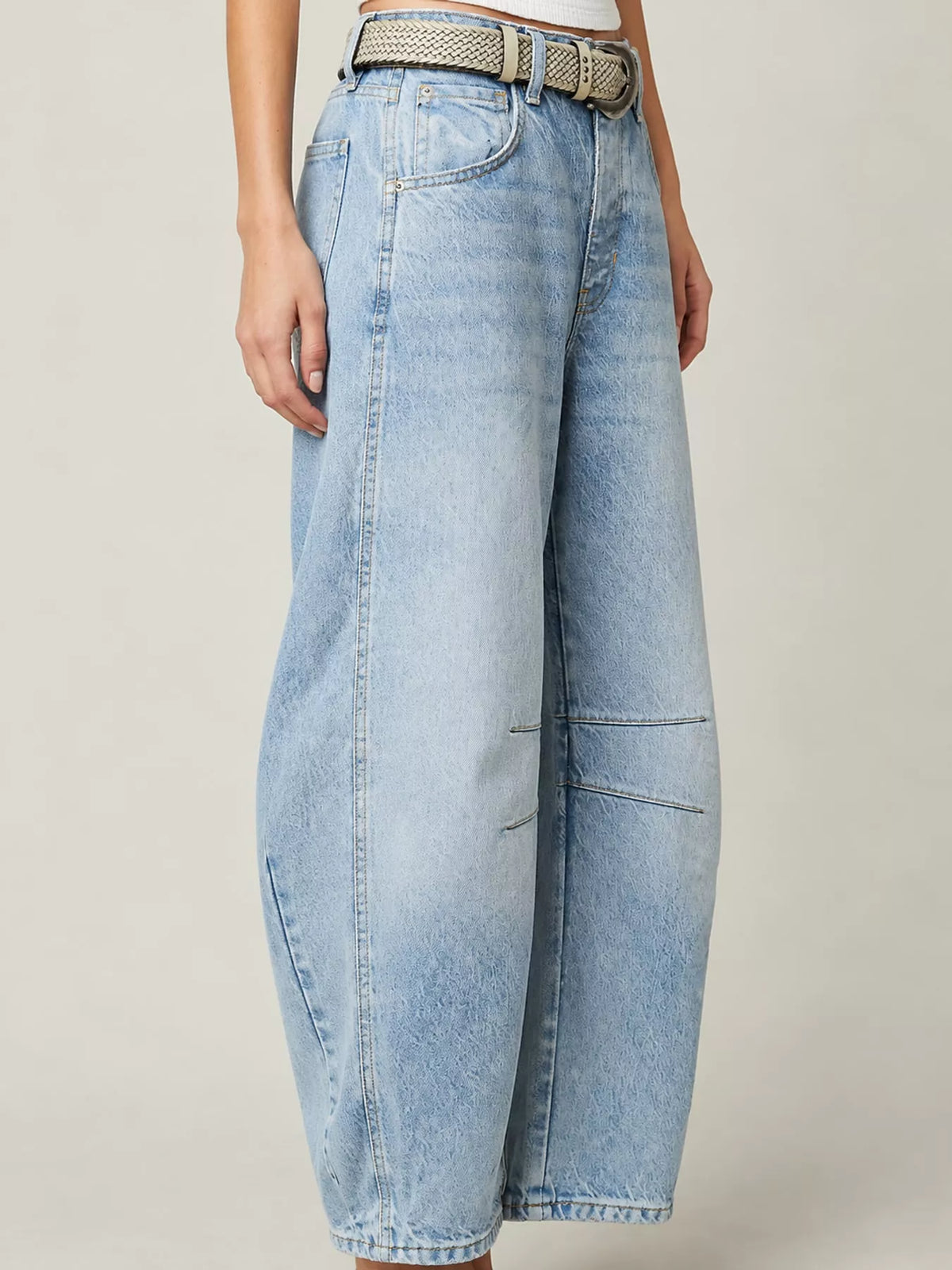 Women's High-Waist Barrel-Leg Jeans – view 6