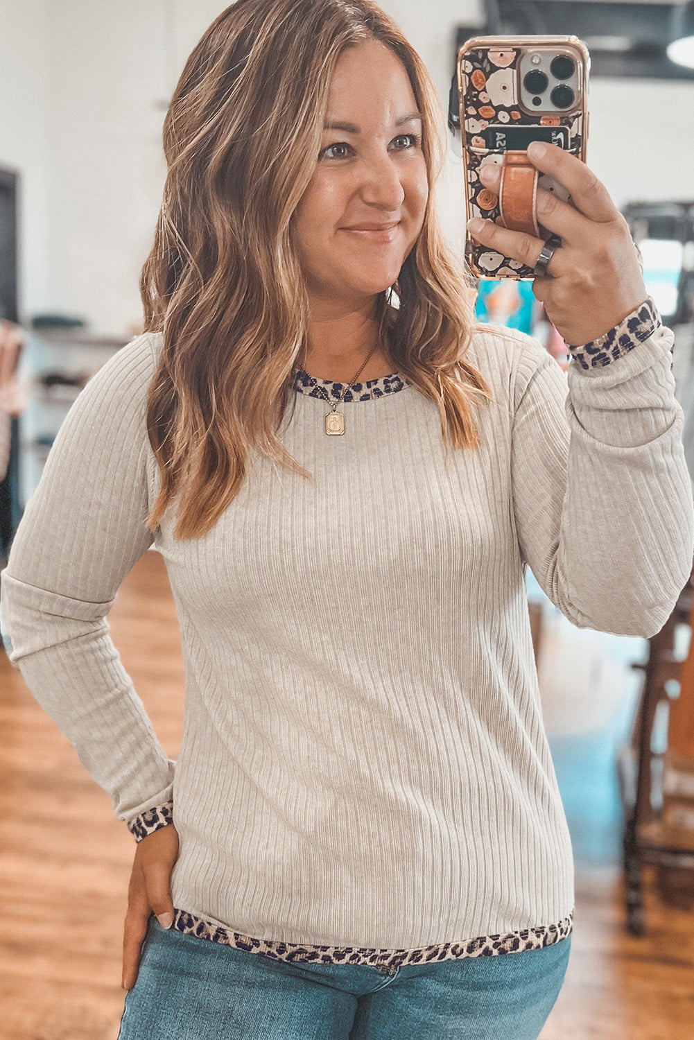 Parchment Ribbed Contrast Leopard Edge Round Neck Plus Size Top