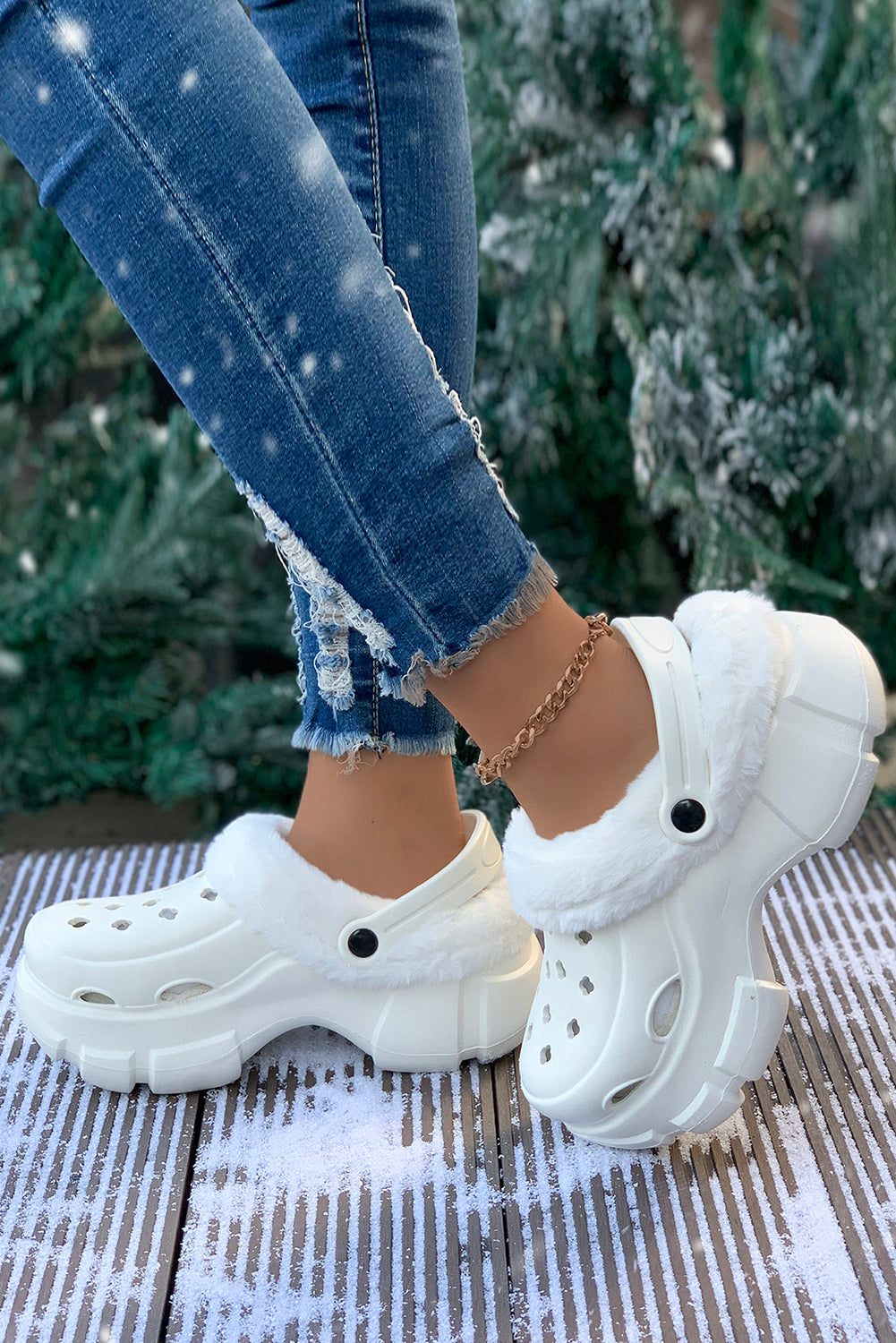 White Plush Lining Winter Hollowed Thick Sole Clogs