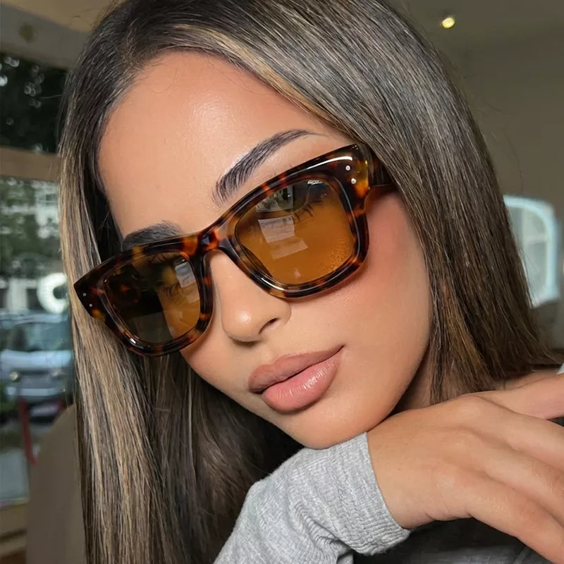 Oversized Rectangular Gradient Lens Sunglasses – view 3