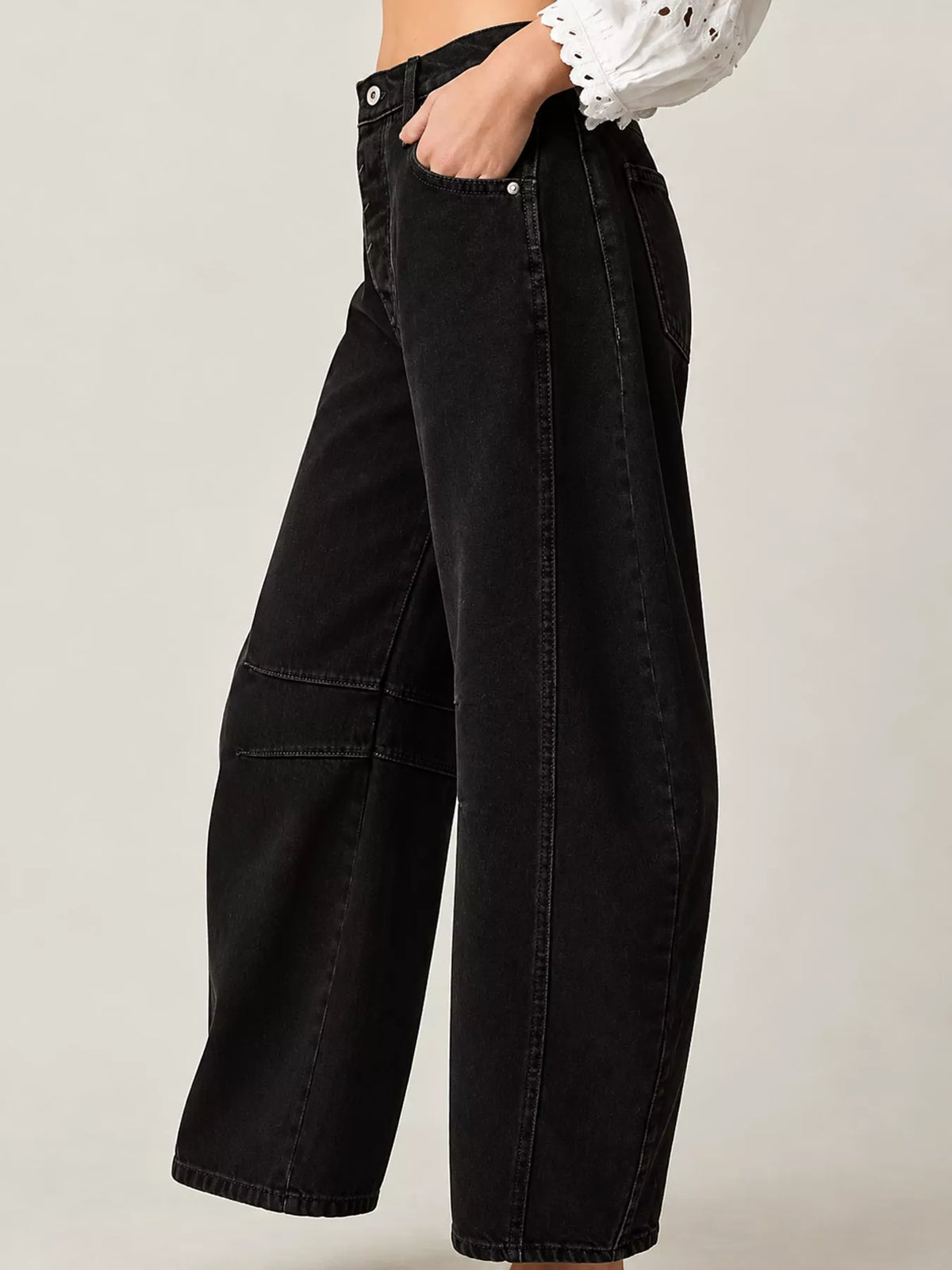 Women's High-Waist Barrel-Leg Jeans – view 10