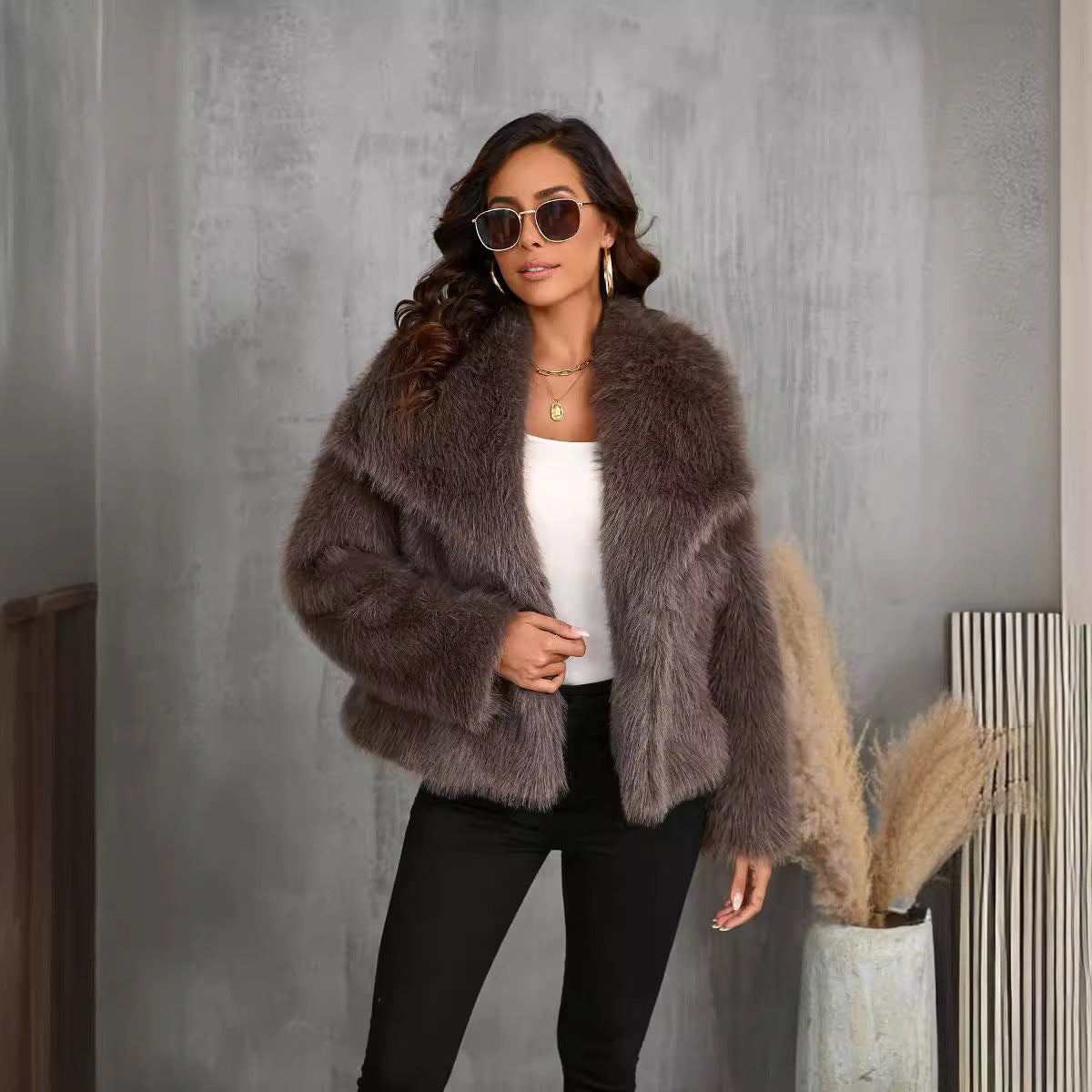 Large Collared Fluffy Plush Artificial Fox Fur Short Coat