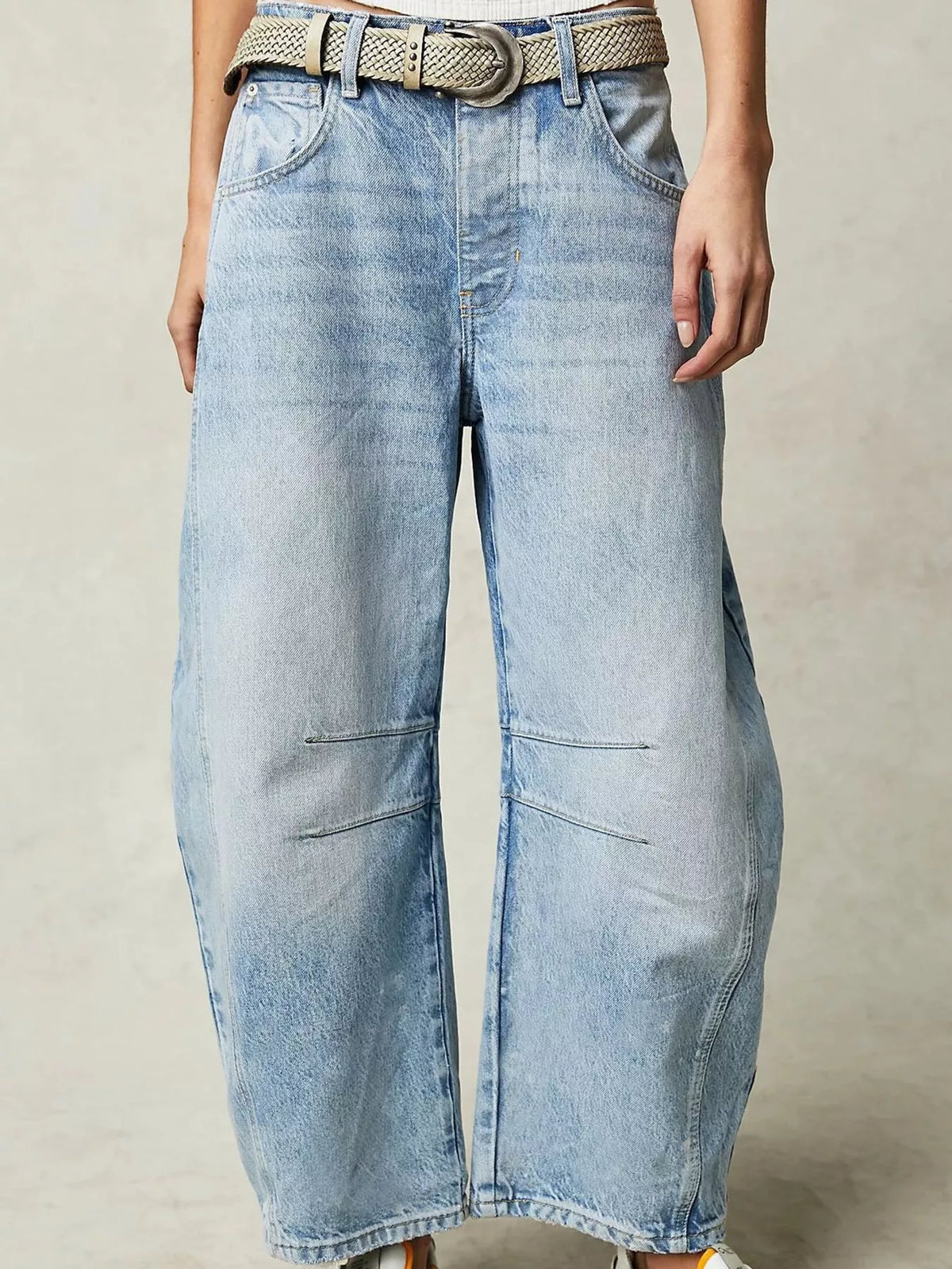 Women's High-Waist Barrel-Leg Jeans – view 5