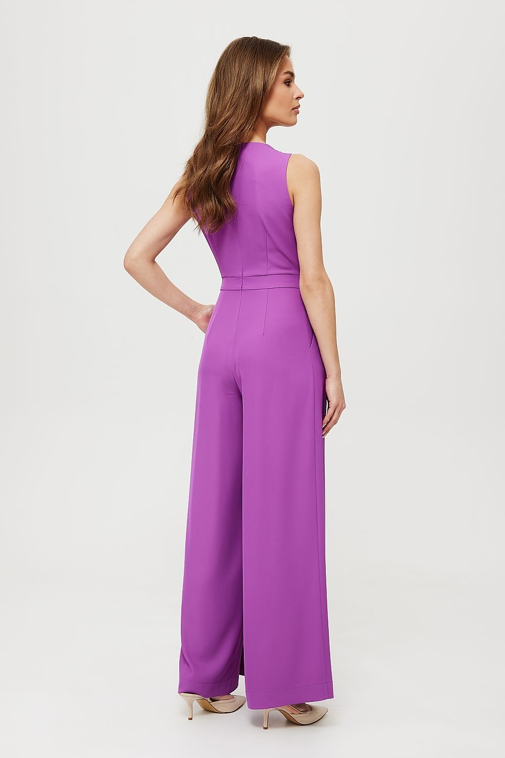 Elegant wide-leg jumpsuit