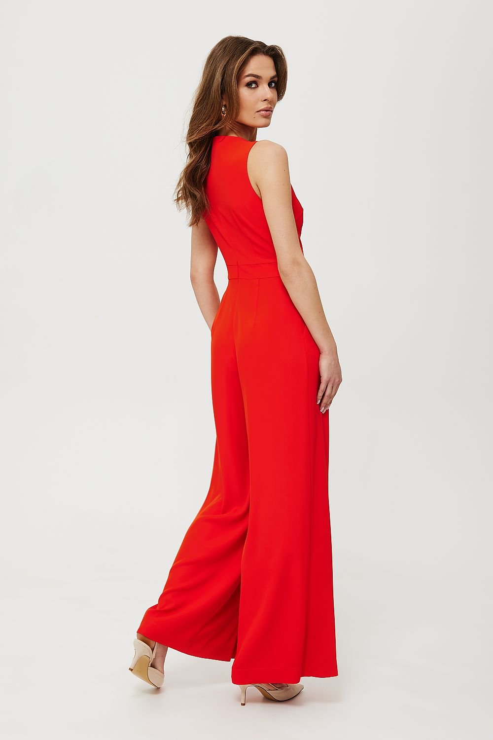 Elegant wide-leg jumpsuit