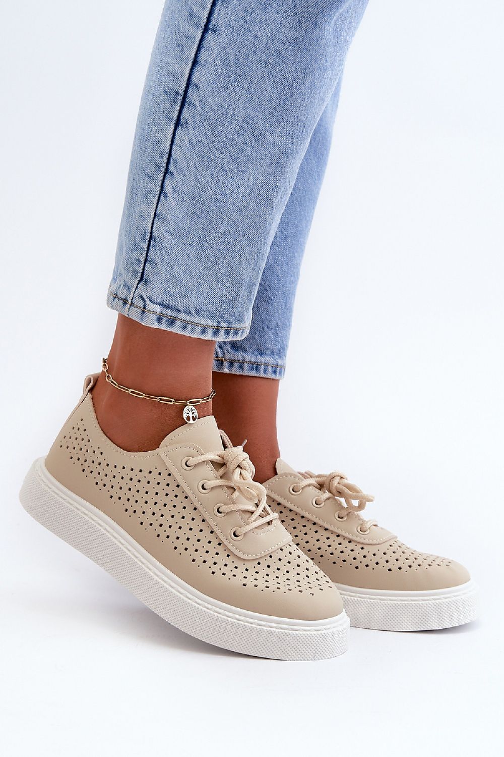 Step in style Openwork Upper Sneakers