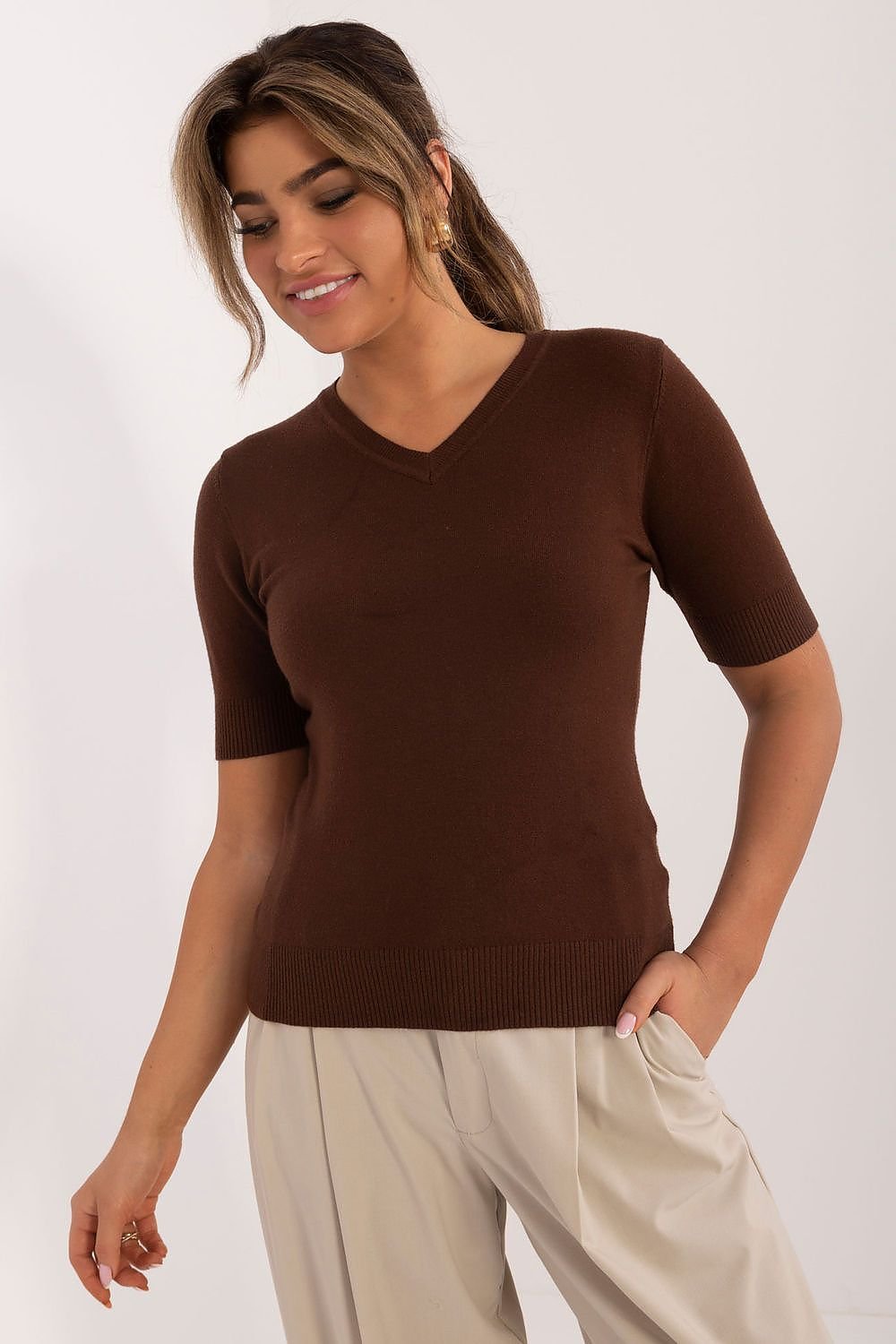 Factory Price Short Sleeve V-neckline Sweater