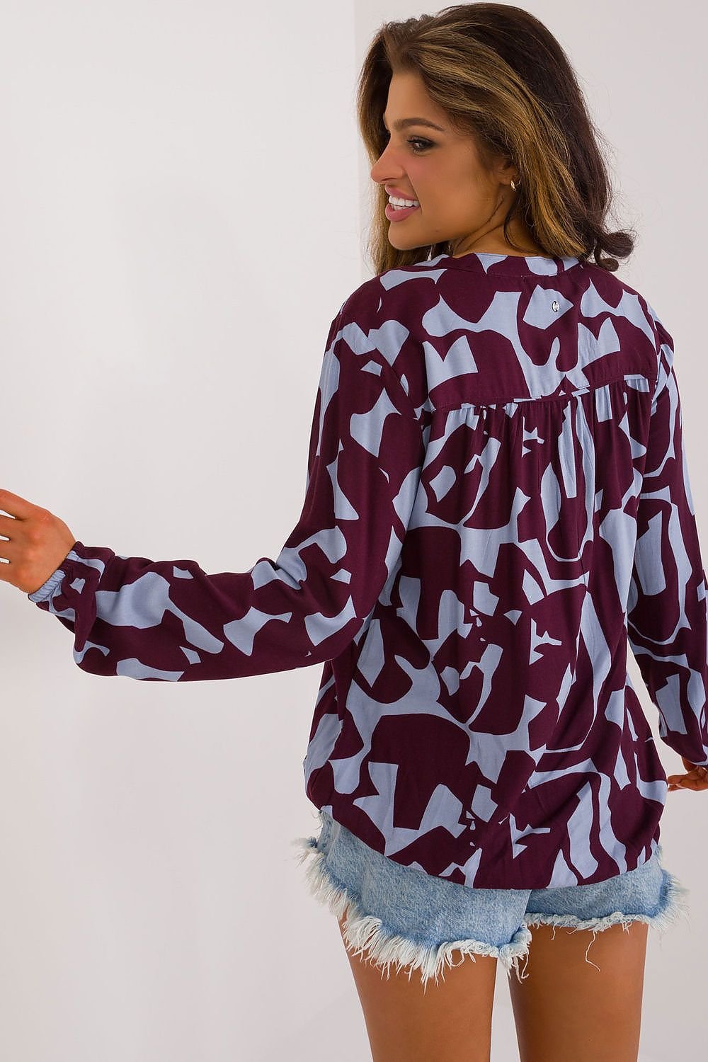 Sublevel Geometric Pattern Blouse