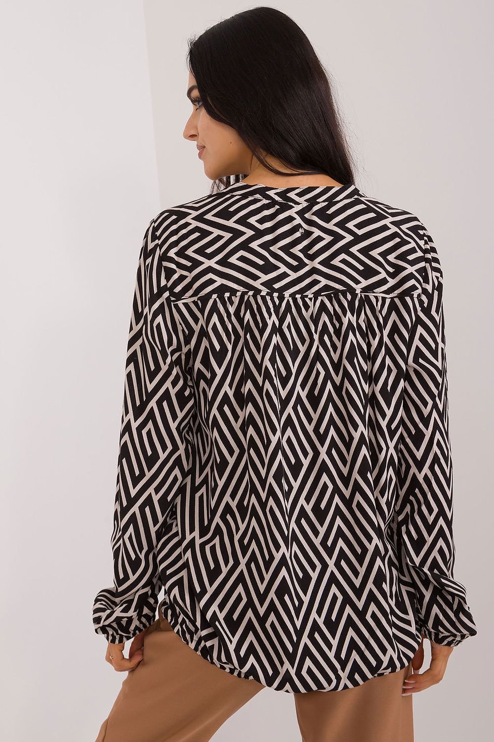 Sublevel Geometric Pattern Blouse