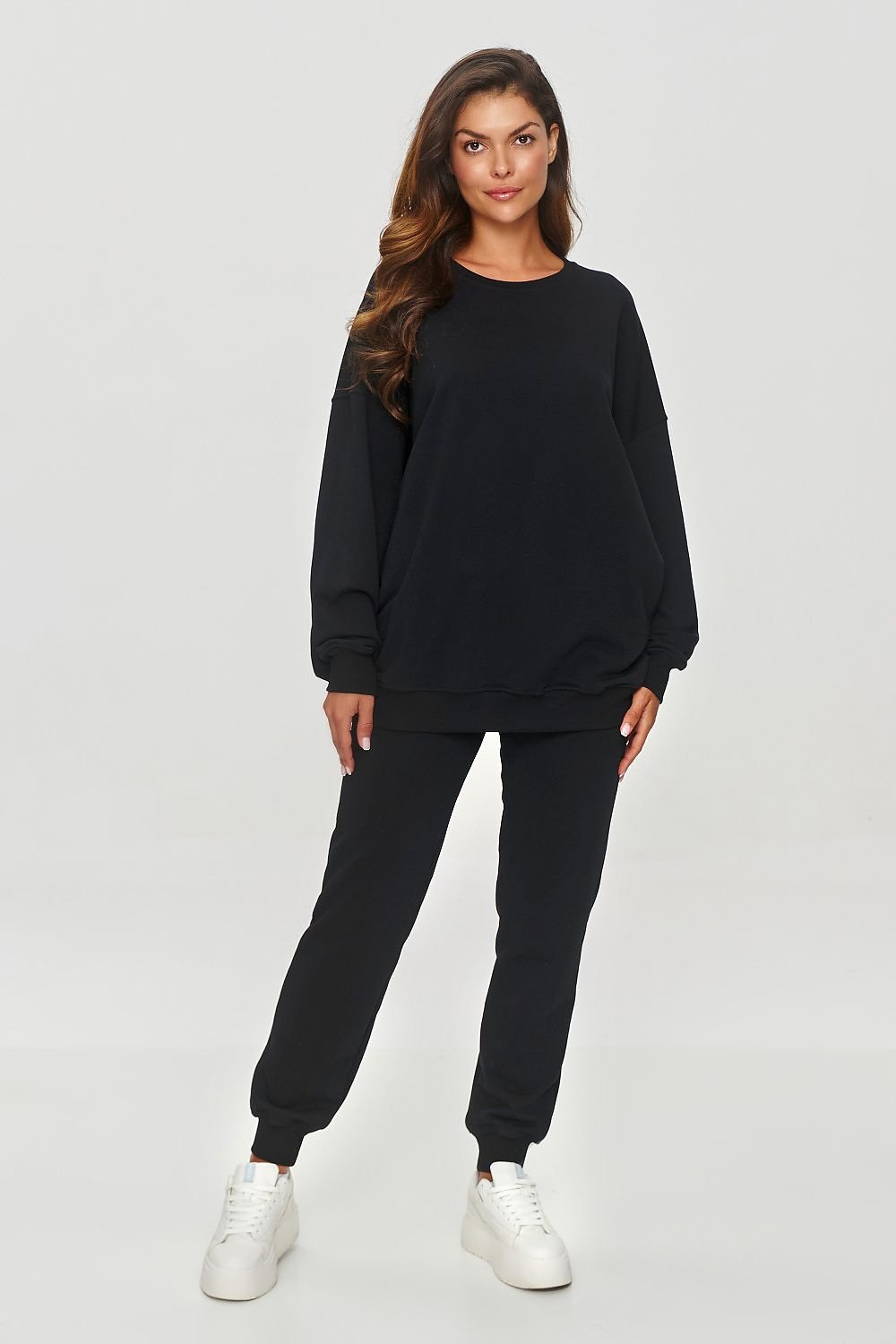 Classic Essential Sweatshirt Pants Set