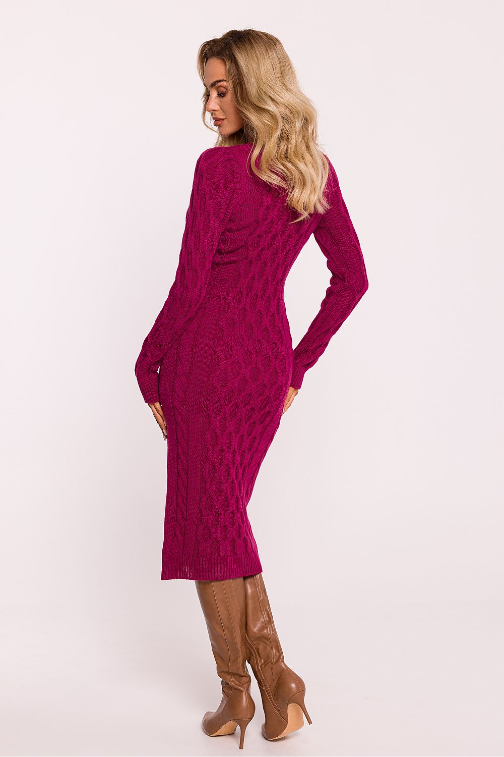 Moe V-neck sweater dress