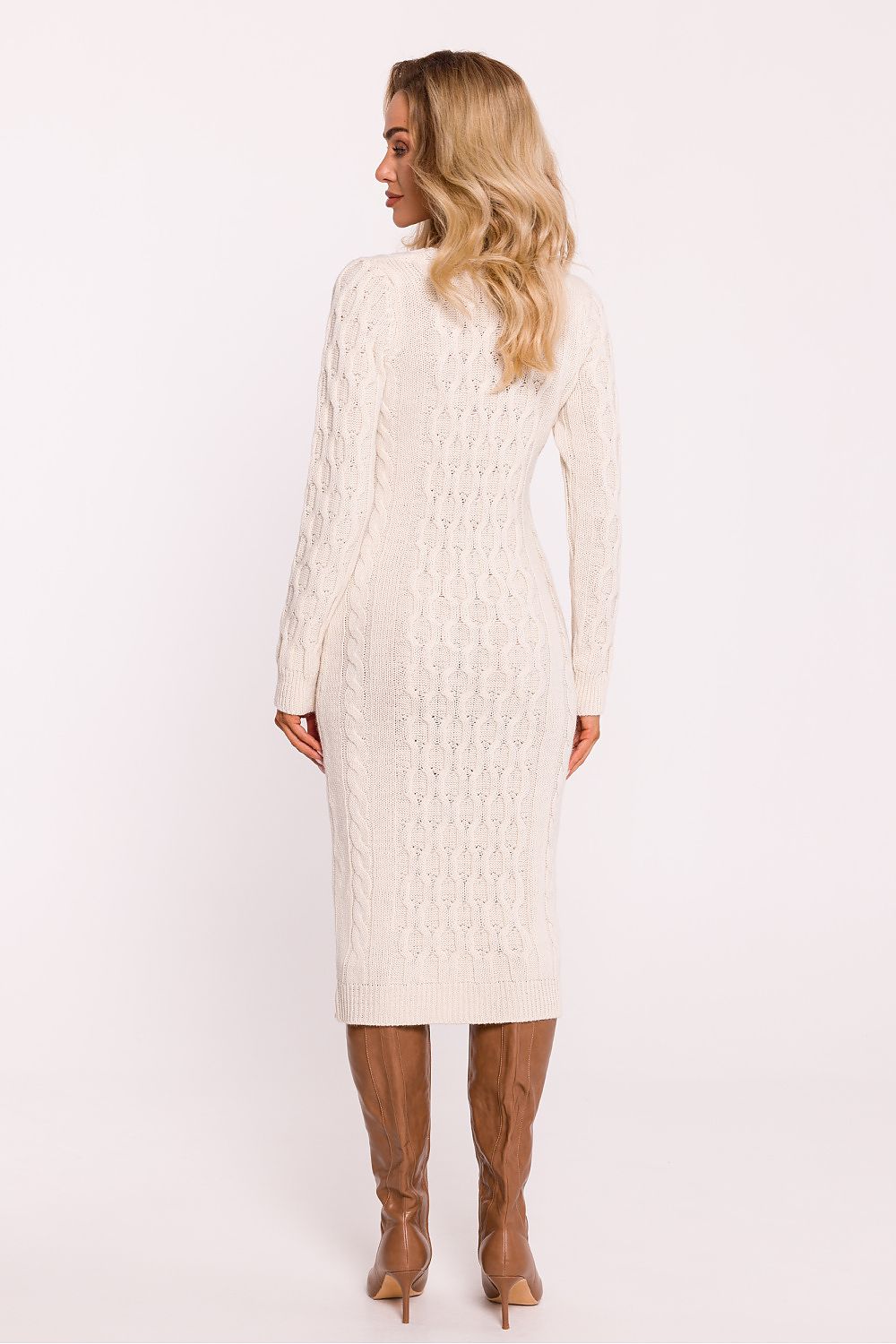 Moe V-neck sweater dress