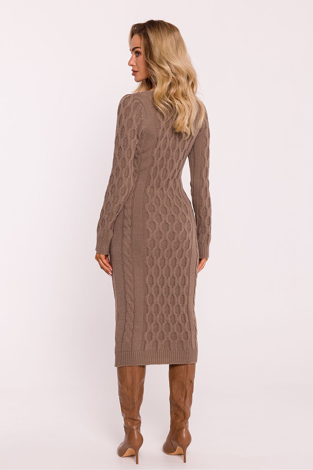 Moe V-neck sweater dress