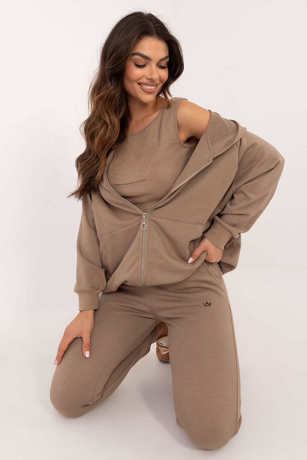 The Long-sleeve zippered sweatsuit