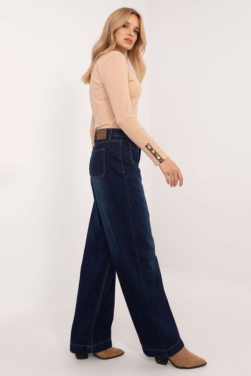 Sublevel Minimalist Cut Jeans