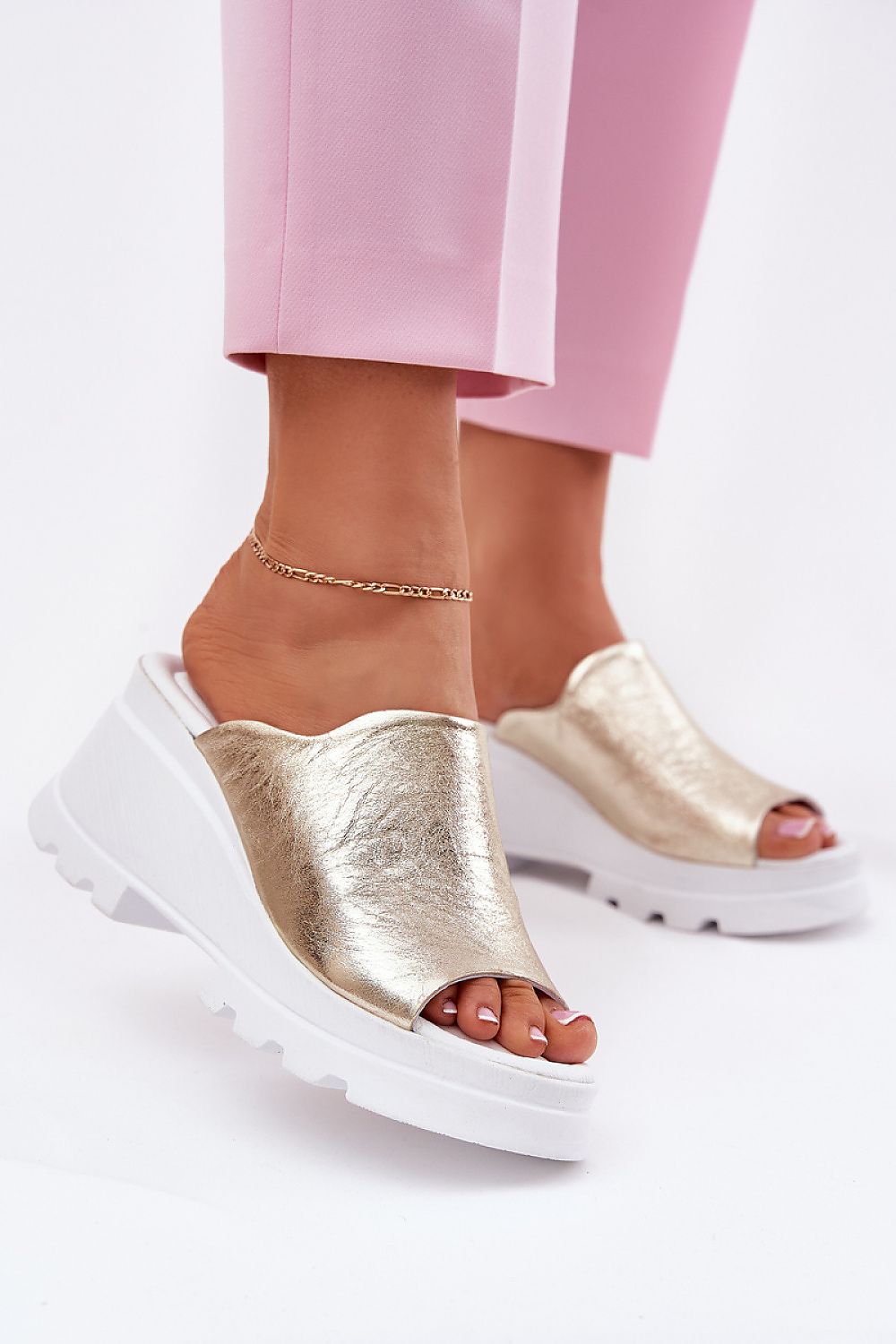 Flip-flops model 213034  Shop One Place