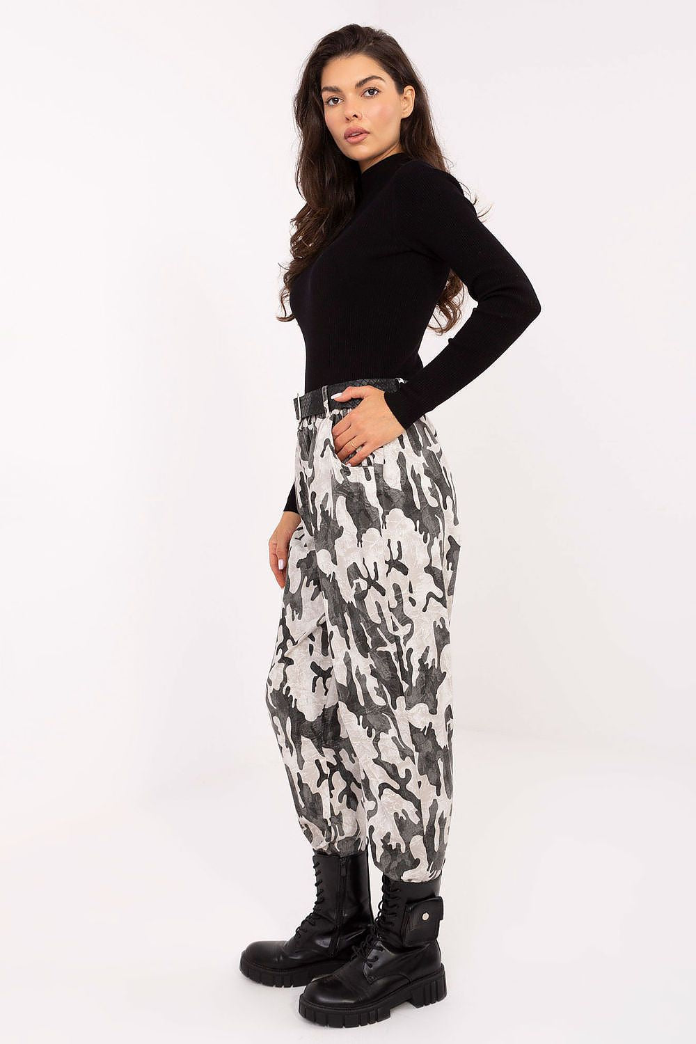 Women trousers model 218430 Italy Moda  Shop One Place