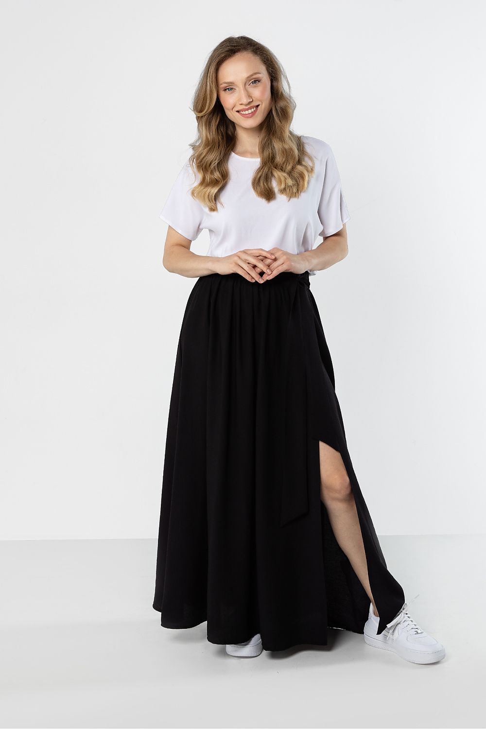 Long skirt model 225331 awama  Shop One Place