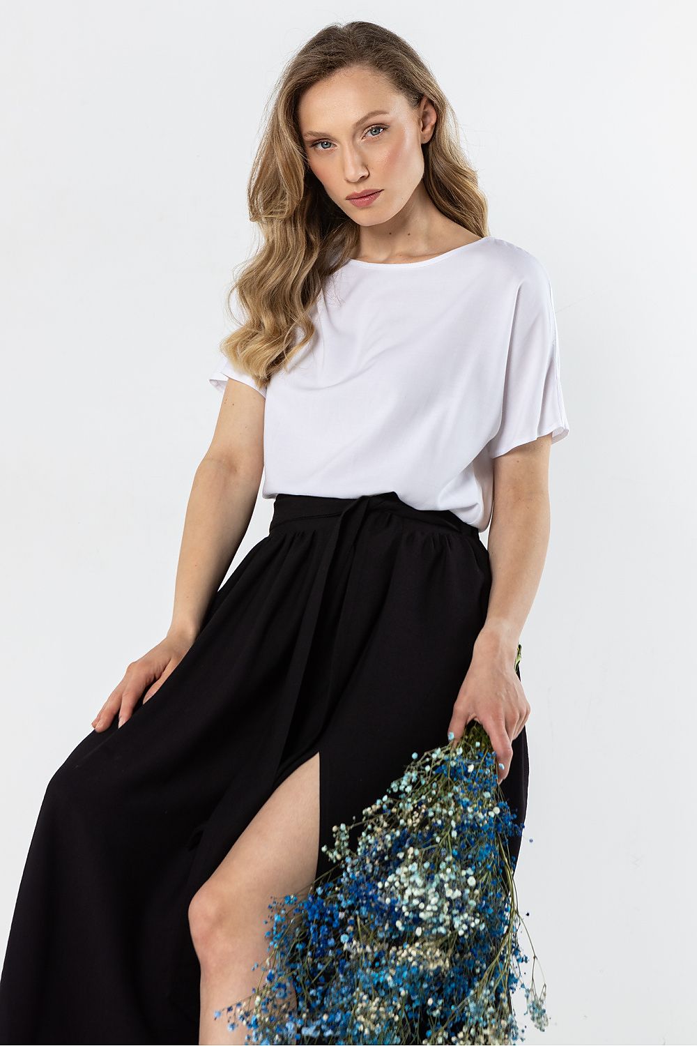 Long skirt model 225331 awama  Shop One Place