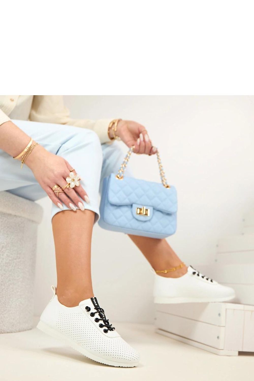 Sneakers model 225574 Solea  Shop One Place