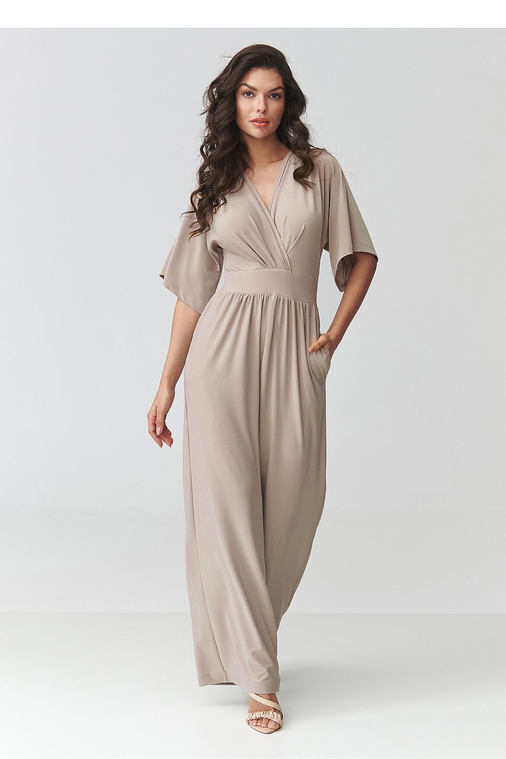 Suit model 226848 Makadamia  Shop One Place