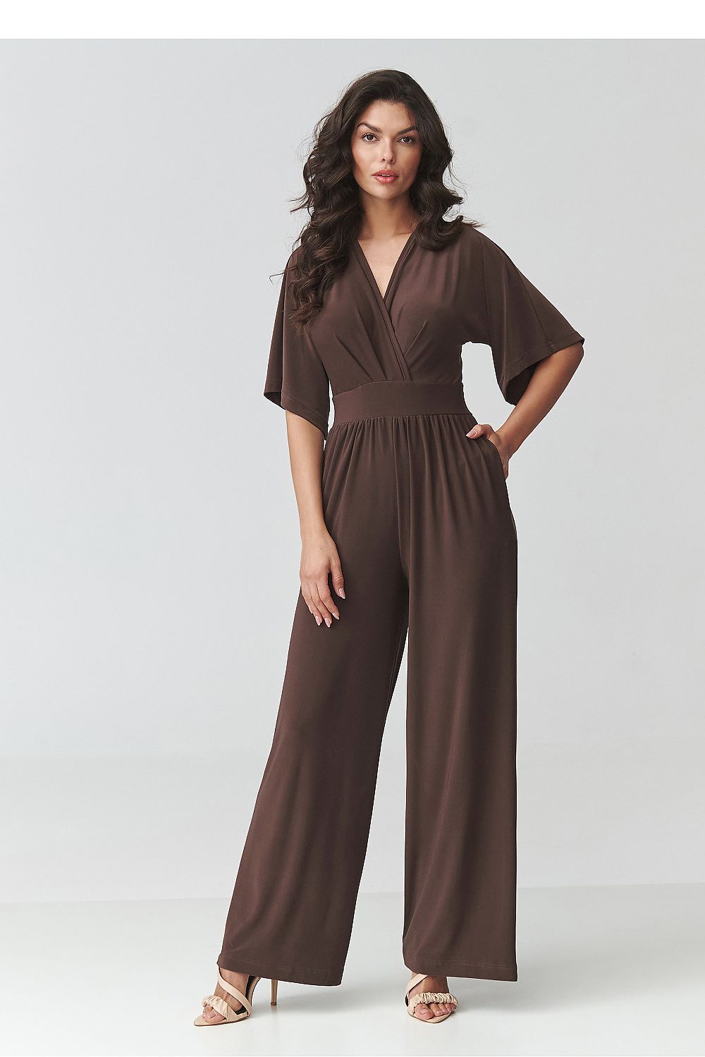 Suit model 226848 Makadamia  Shop One Place