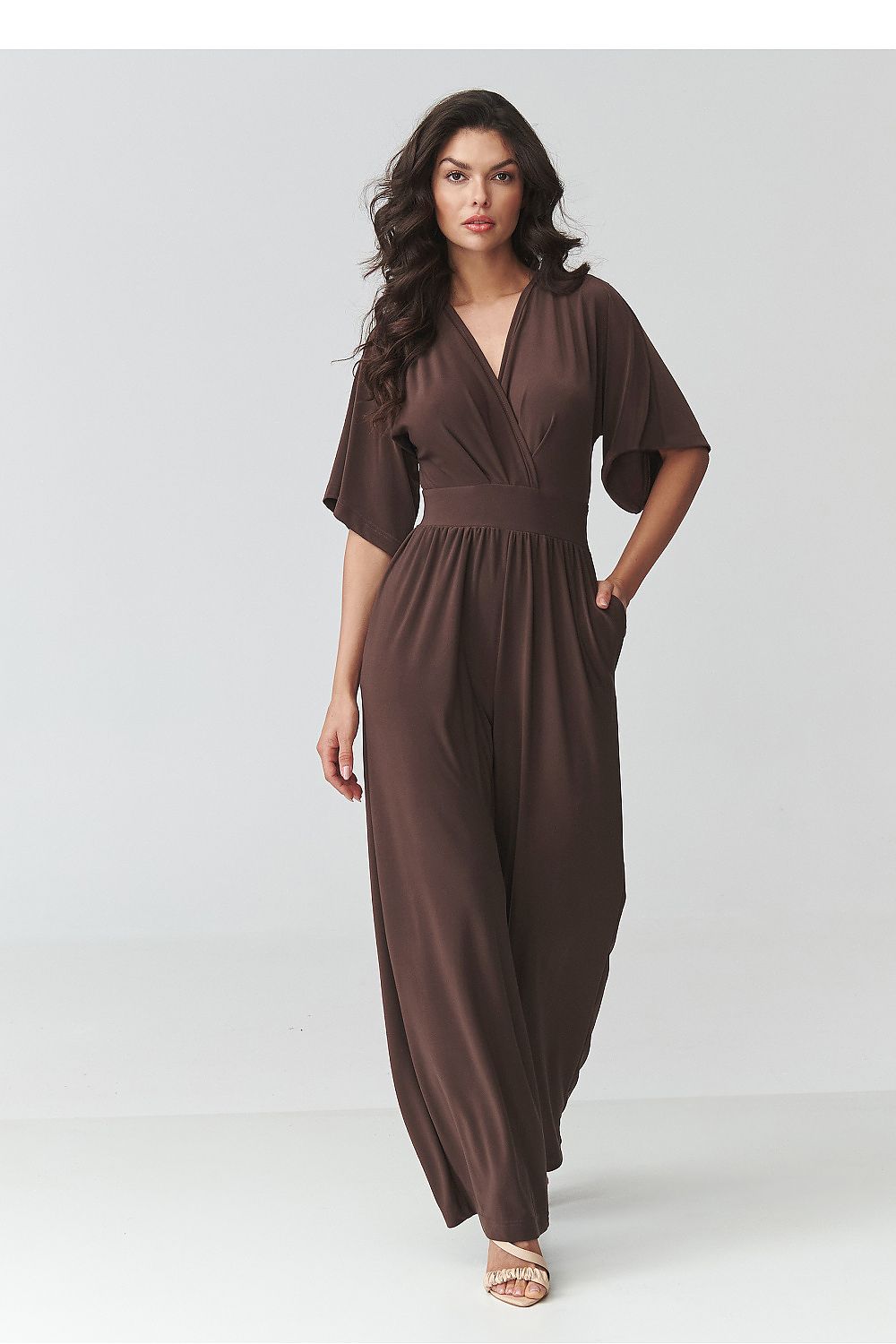 Suit model 226848 Makadamia  Shop One Place