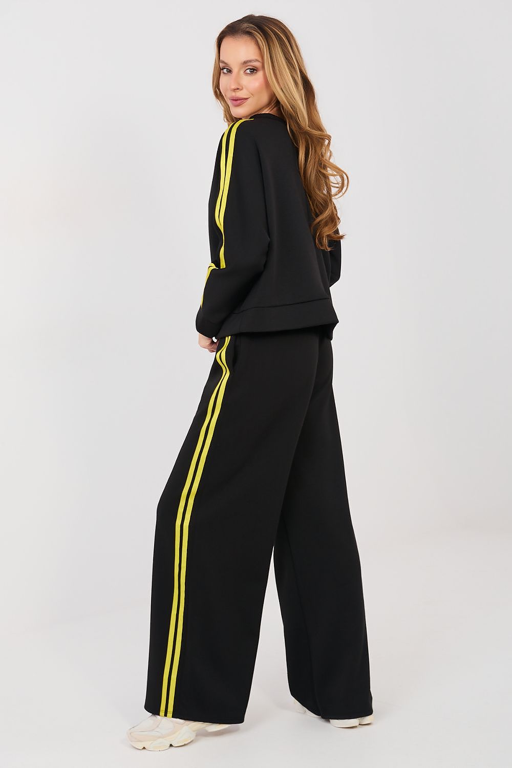 Women's Striped Hoodie & Wide-Leg Pants Tracksuit Set – view 15