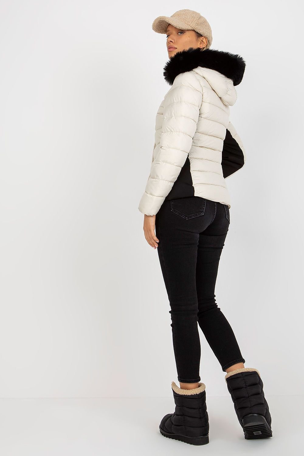 Long-sleeved Quilted Down Jacket