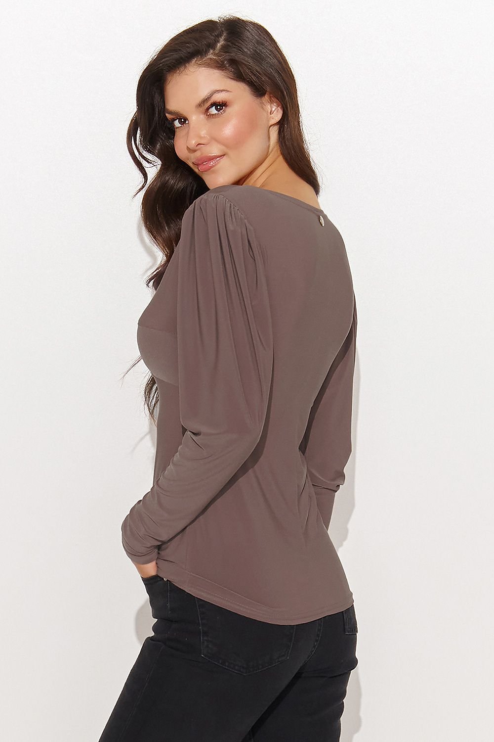 Numinou V-shaped Neckline Buff Sleeve Blouse