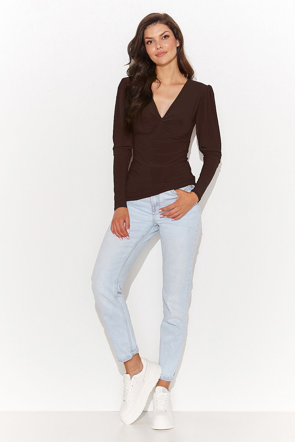 Numinou V-shaped Neckline Buff Sleeve Blouse