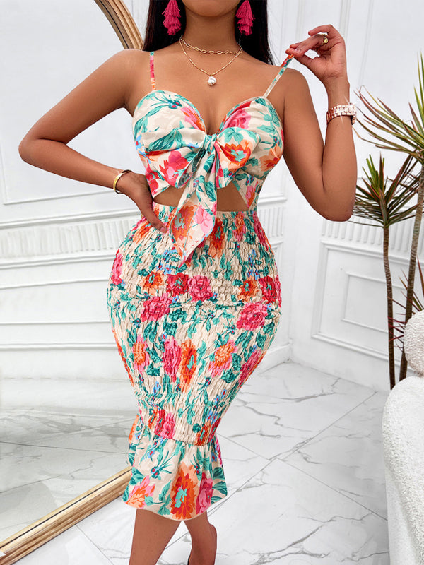 Printed hip-hugging hollow strap dress