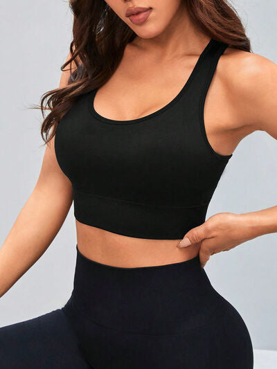 Cutout Racerback Scoop Neck Active Tank