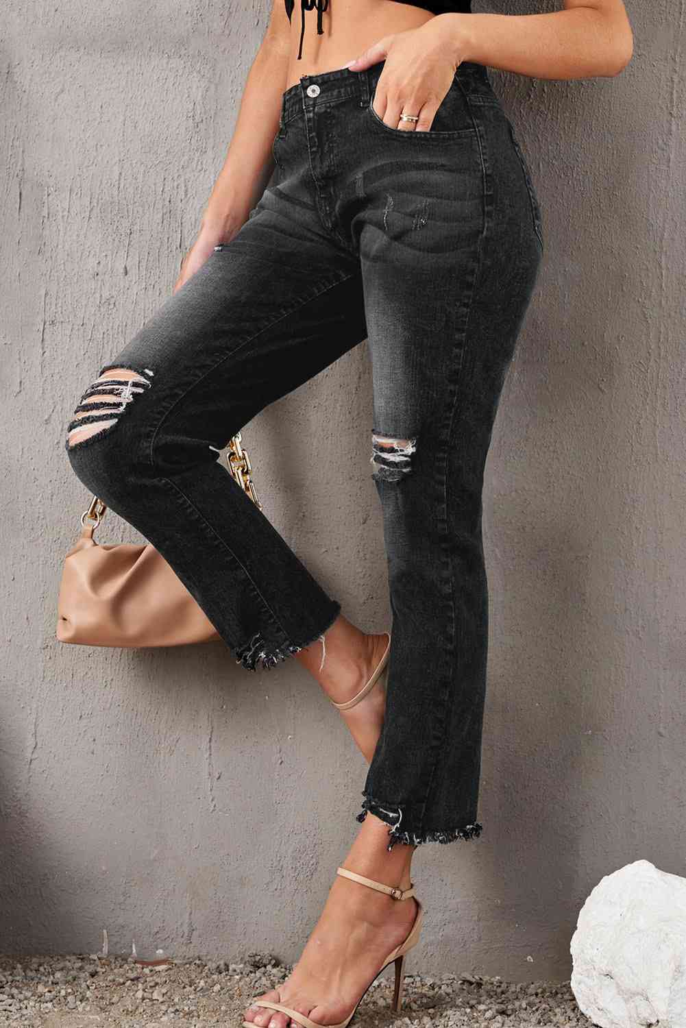 Stylish Distressed Cropped Jeans