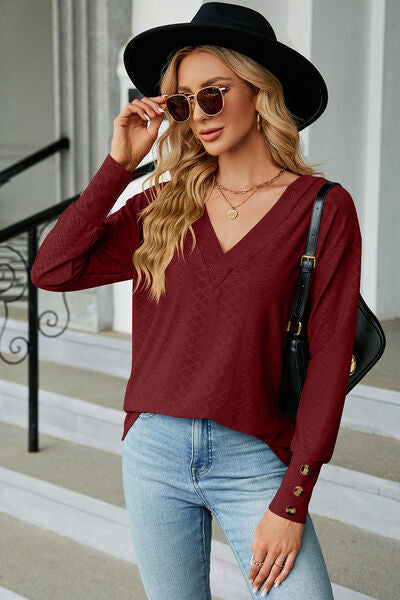 Decorative button V-Neck Lantern Sleeve T-Shirt